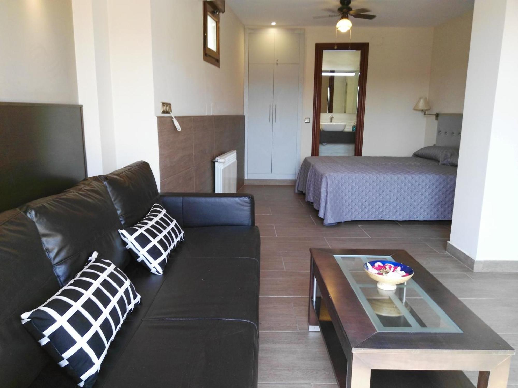 Flamencos Del Cerrado Apartment Malaga Ngoại thất bức ảnh